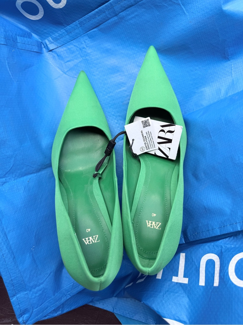 Zara Bright Green Pointed Ballet Flats